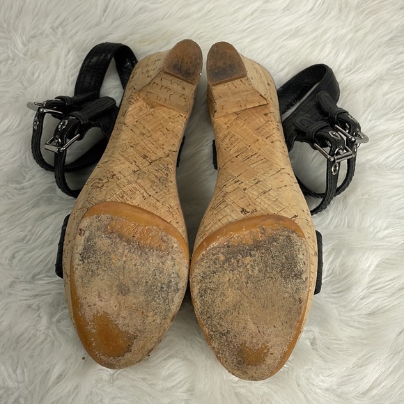 🍒MIU MIU HEELS - Picture 6 of 10